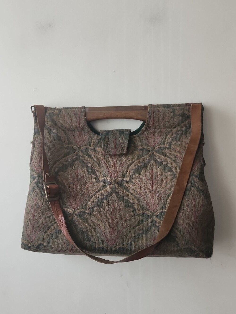 Tapestry Pattern Messenger Bag with Green Interior - Picture 14 of 15